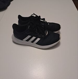 Womens addidas Size 8 sneakers
